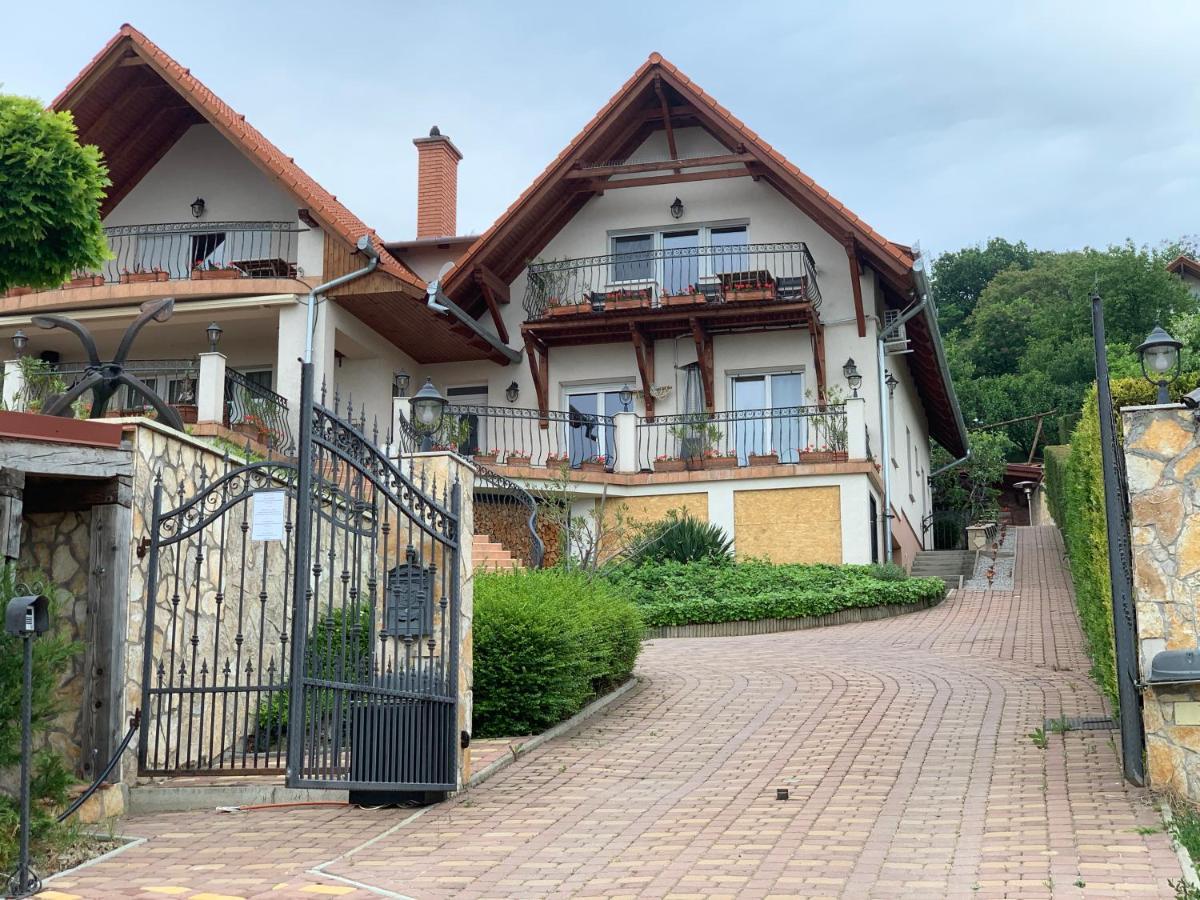 Holidaysport Haus Balatongyorok Exterior photo
